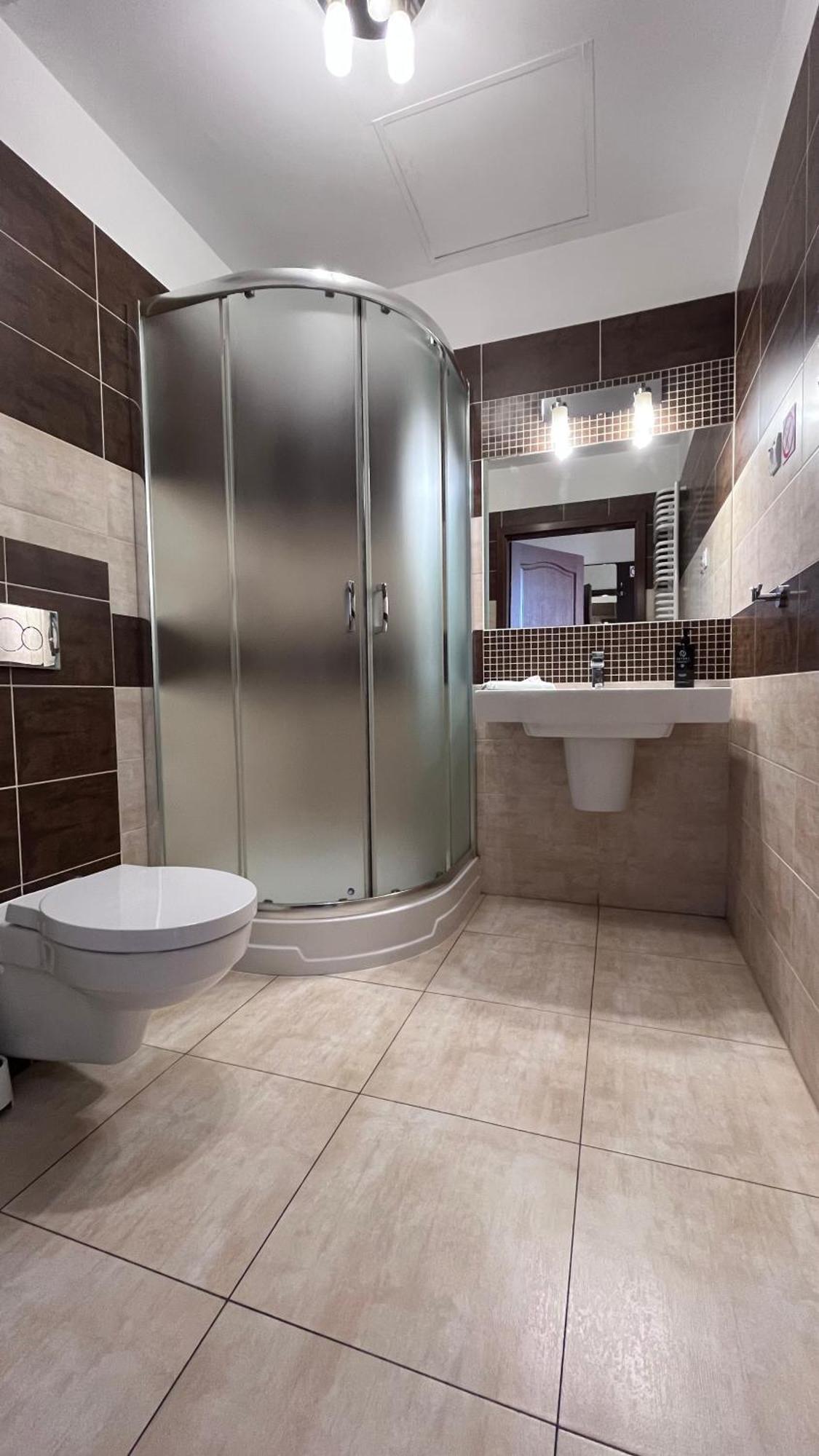 Neptun Hotell Legnica Eksteriør bilde